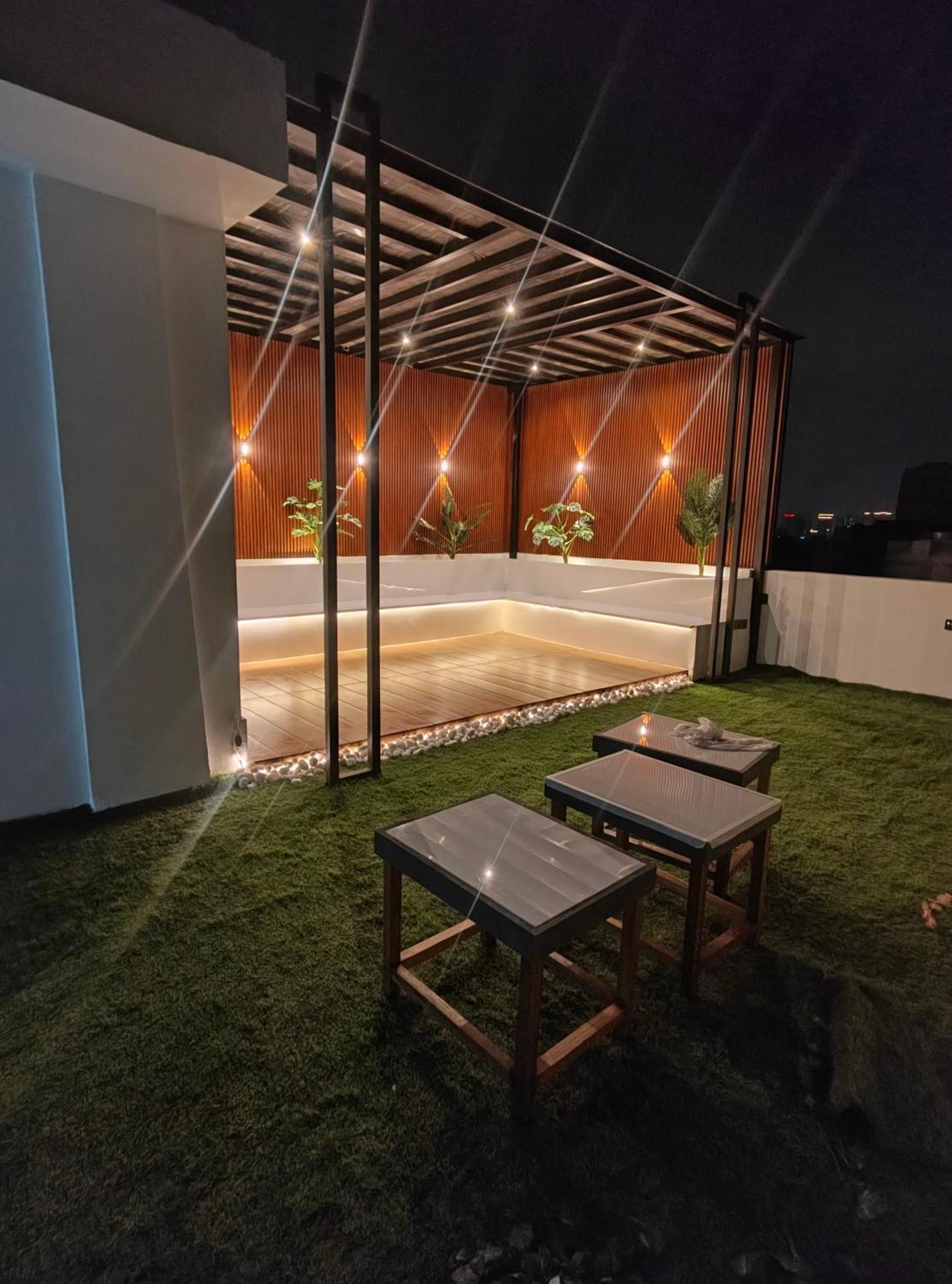 Enchanted The Roof Rekha, With Private Trace Garden Hotel Új-Delhi Kültér fotó